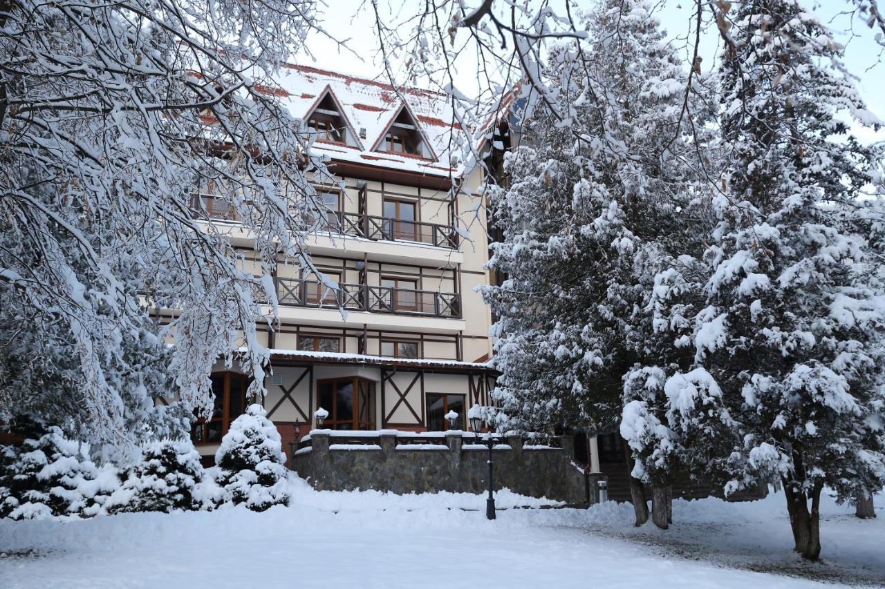 Hotel Edelweiss Jaremtsche Exterior foto